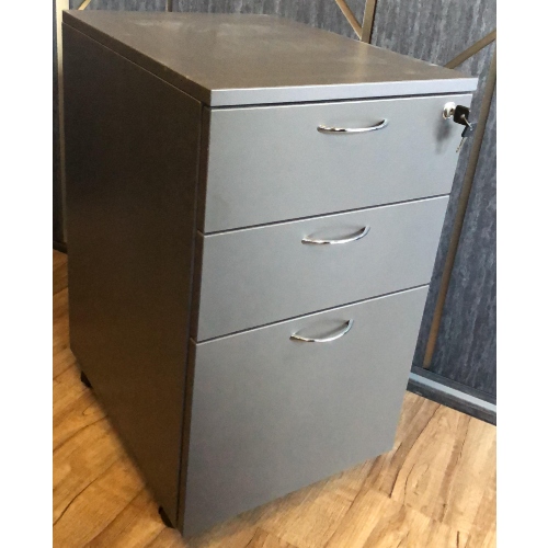Mobile Pedestal